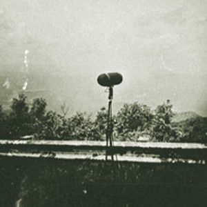 HISS TRACTS - Shortwave nights LP Constellation